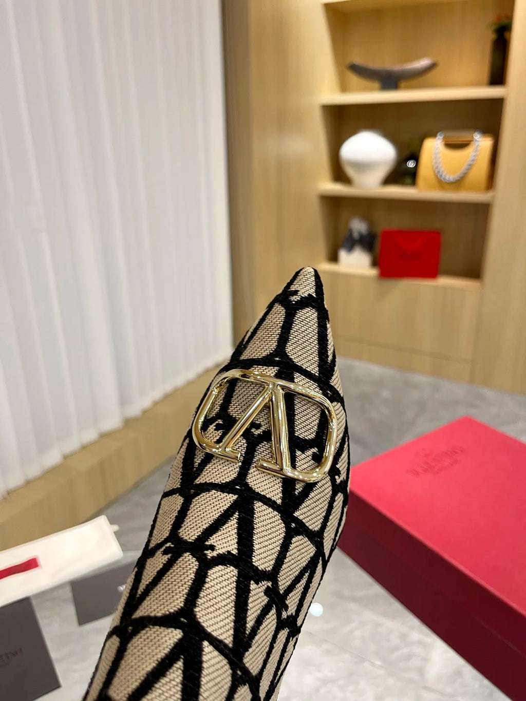 Women Shoes I670159