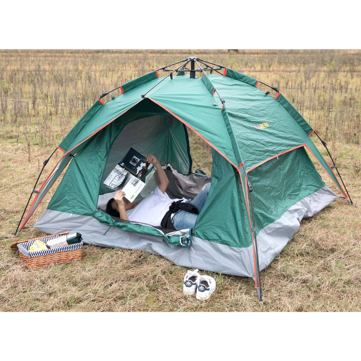 Beach Pop up Tent with 2 Windows Y7745