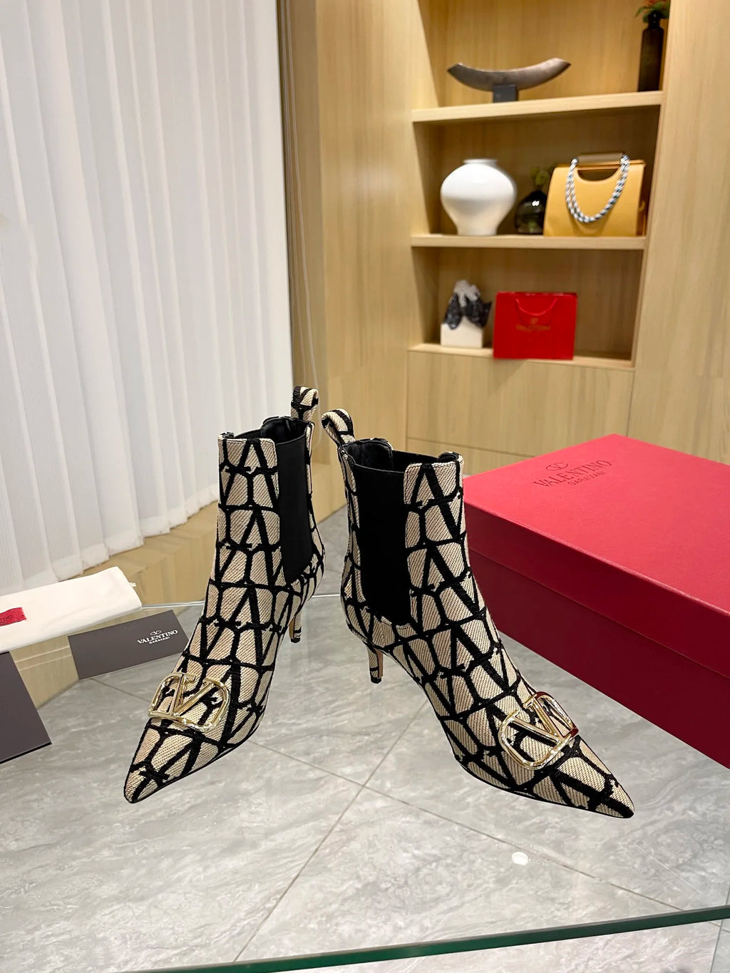 Women Shoes I670159