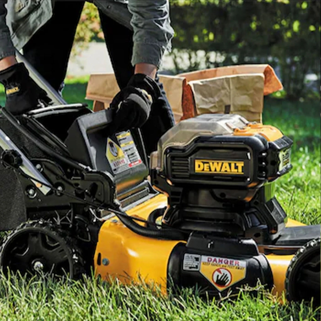 20V MAX Self Propelled 21.5 Inch Brushless Lawn Mower R68237