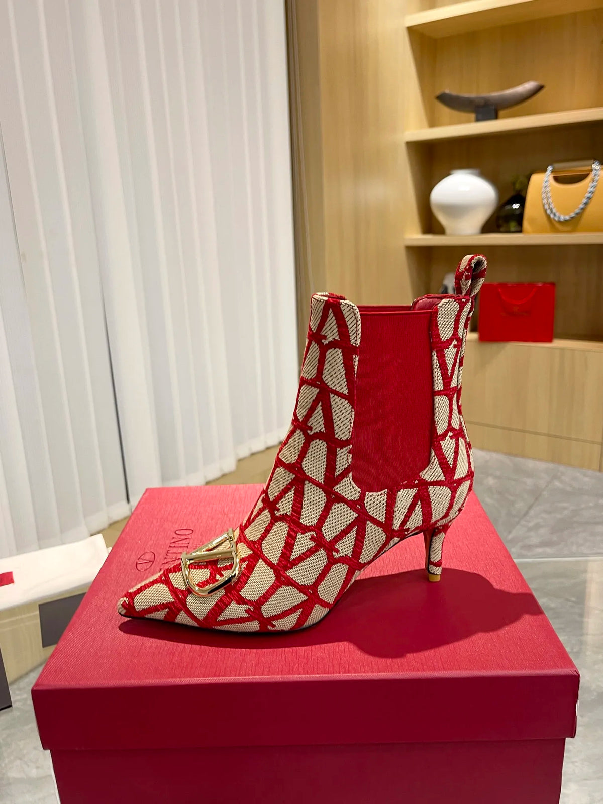 Women Shoes I670159